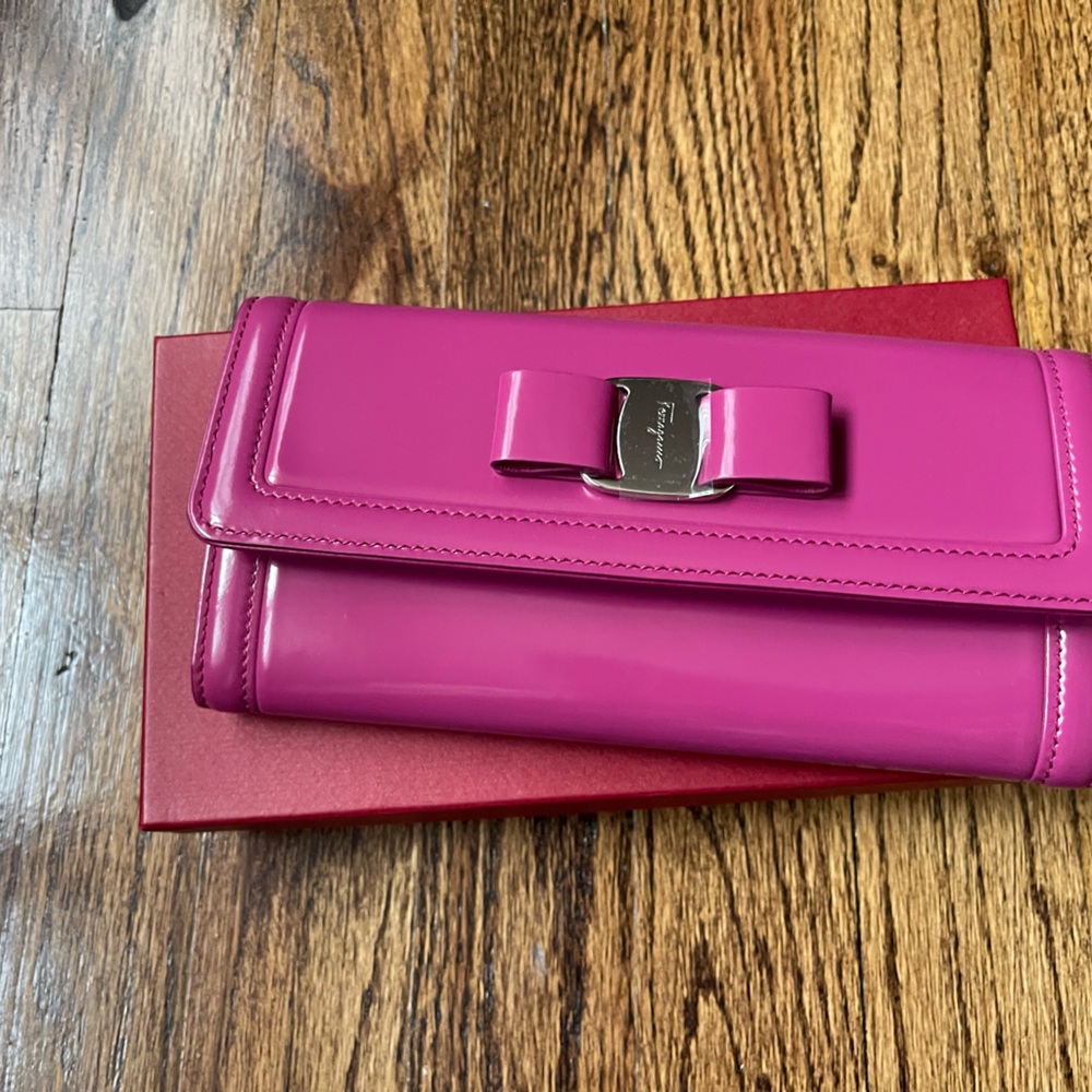 Stunning Ferragamo Wallet